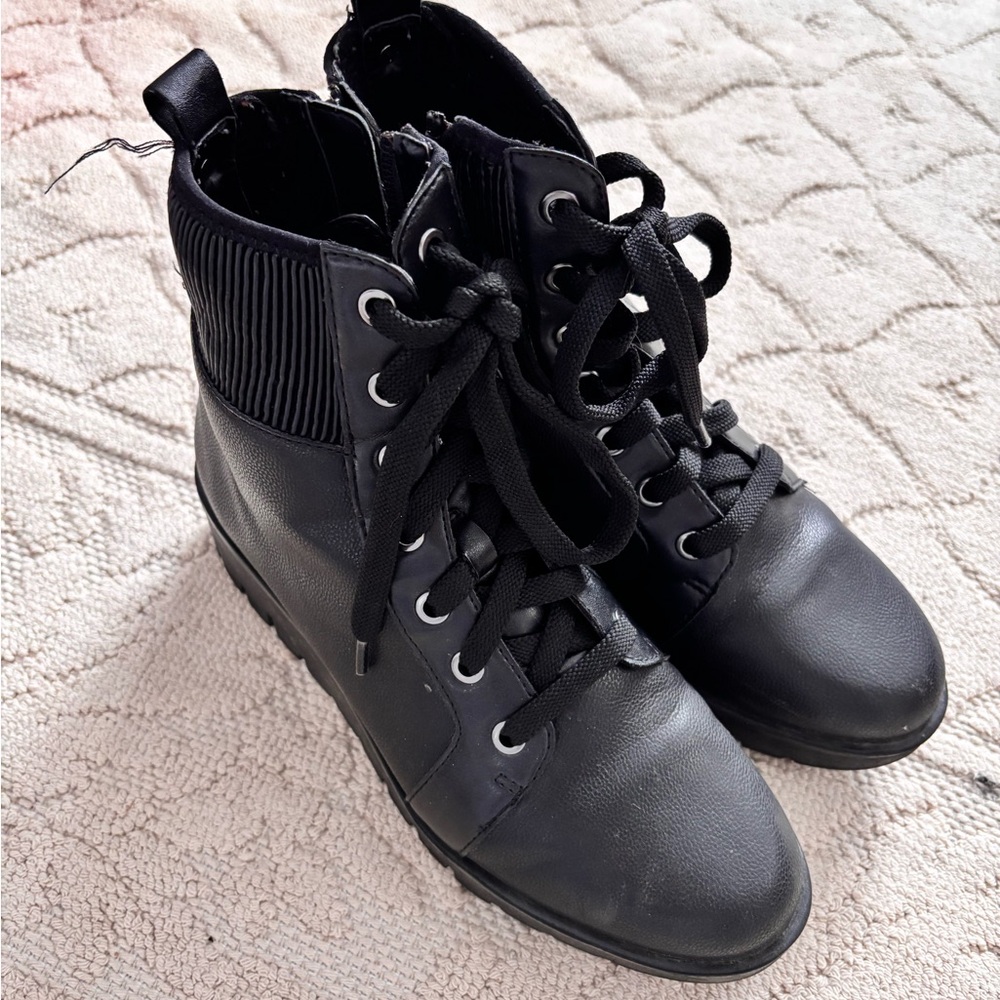 Anne klein lace up walker boots